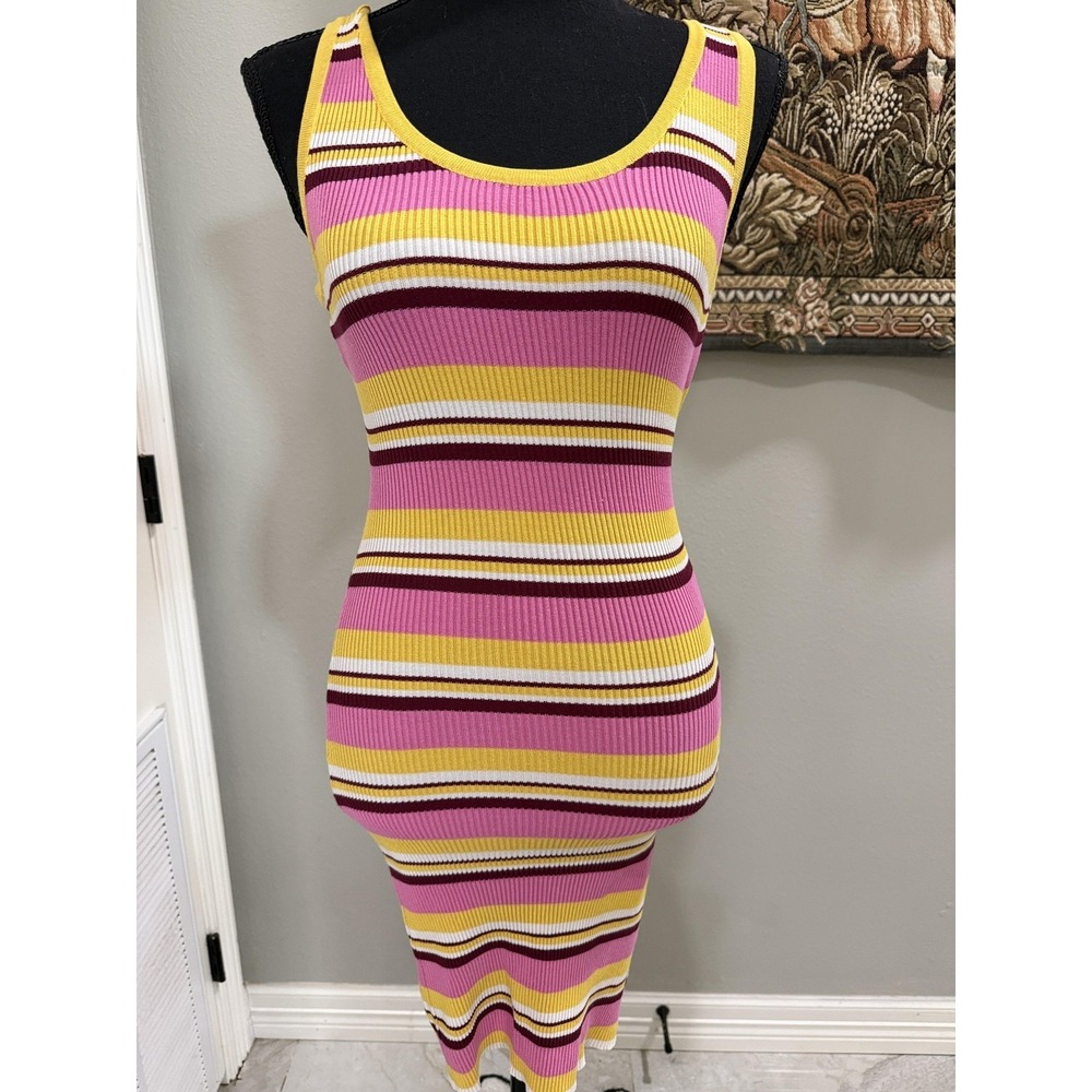 Love Tree Dress Womens M Pink Striped Scoop Neck Ribbed Knit‎ Tank Bodycon Midi